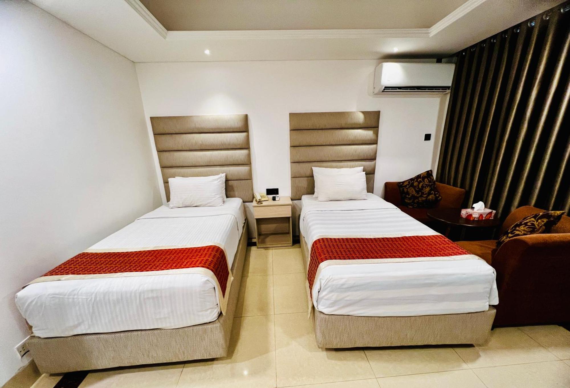 Marino Hotel - Best Near Airport 다카 외부 사진